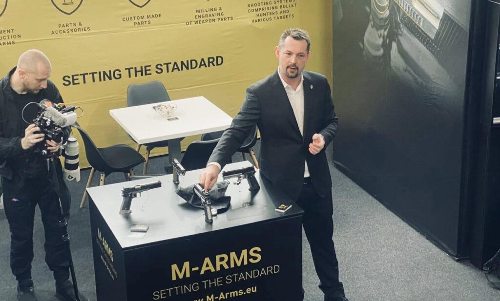 m-arms ziga mandelj